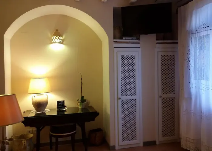 Hotel Marulivo 3*