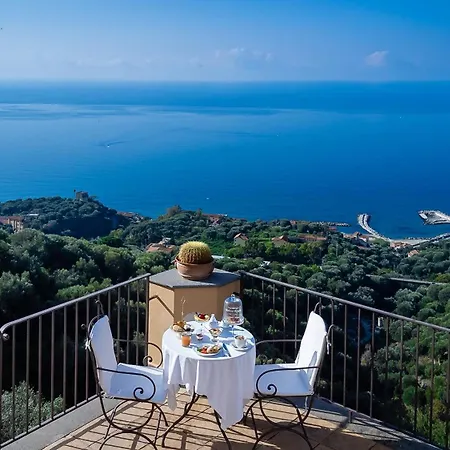 Marulivo Hotel 3*