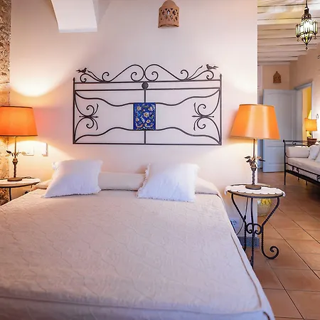 Hotel Marulivo 3*
