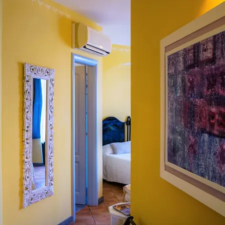 Hotel Marulivo 3*