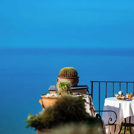 Hotel Marulivo Pisciotta